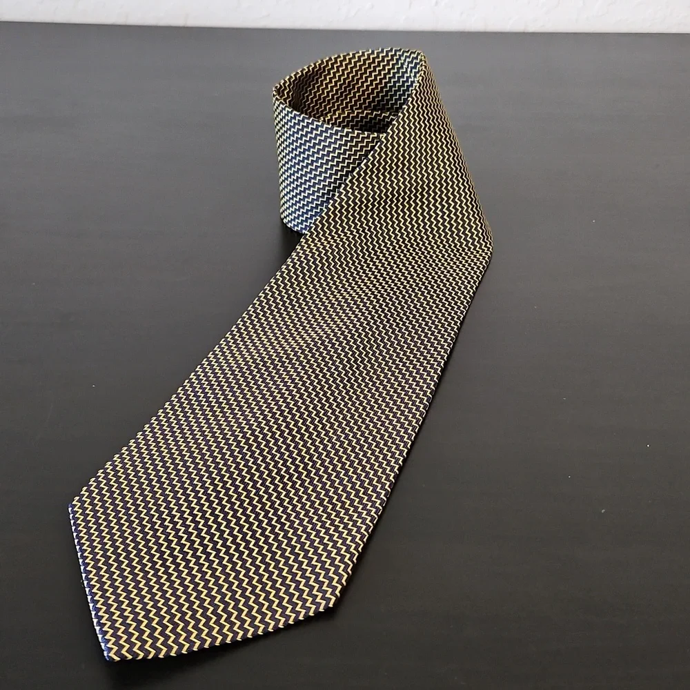 Lauren Ralph Lauren 100% Silk Mens Tie, Navy/gold